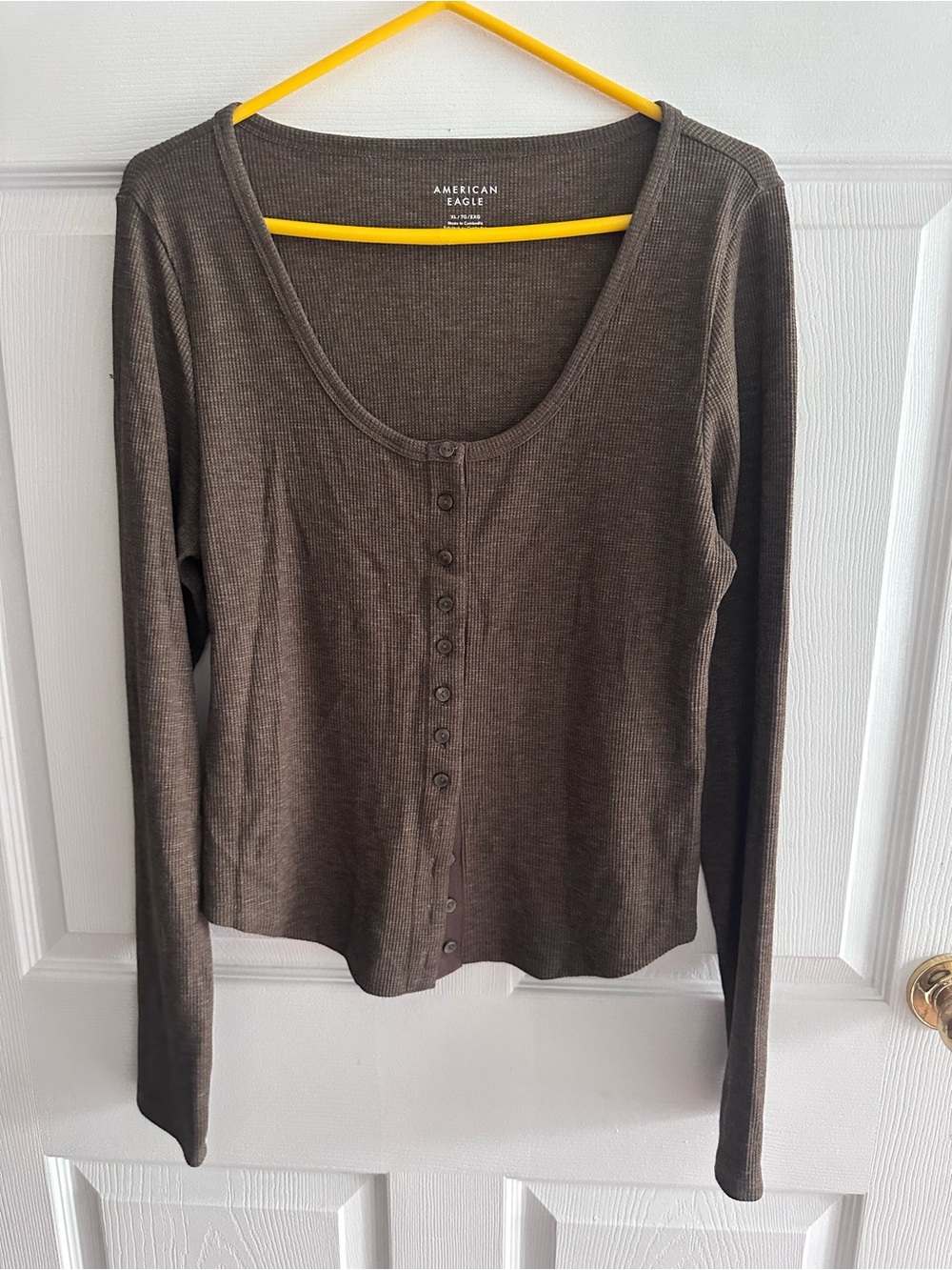 American Eagle Outfitters Olive Brown Ribbed Button-Front Long Sleeve Top